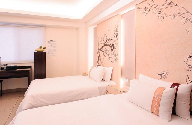 Kiwi Express Hotel - Kaohsiung Station