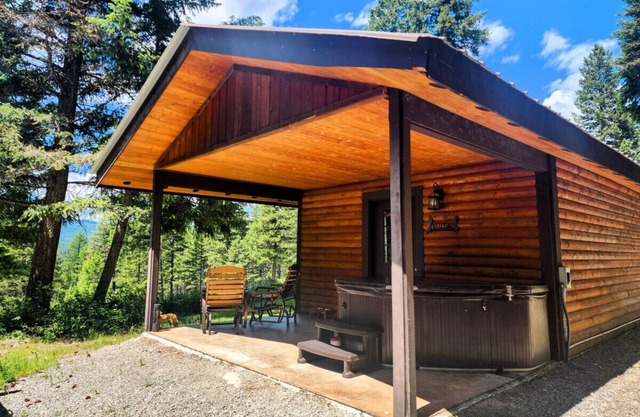 KM Ranch Hideaway Cabin