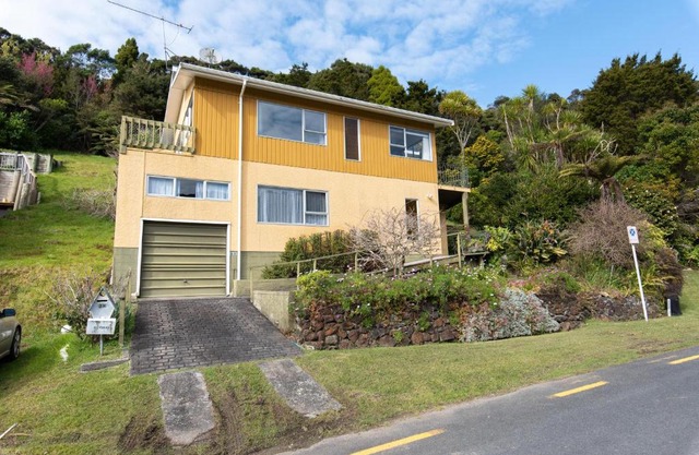 Knights Retreat - Paihia Holiday Home