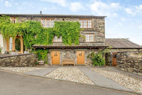 Knipe Fold Barn