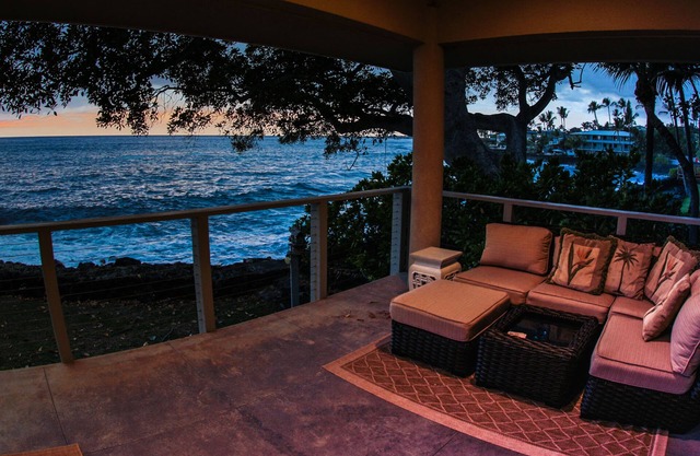 Kona Bay Hale by RedAwning