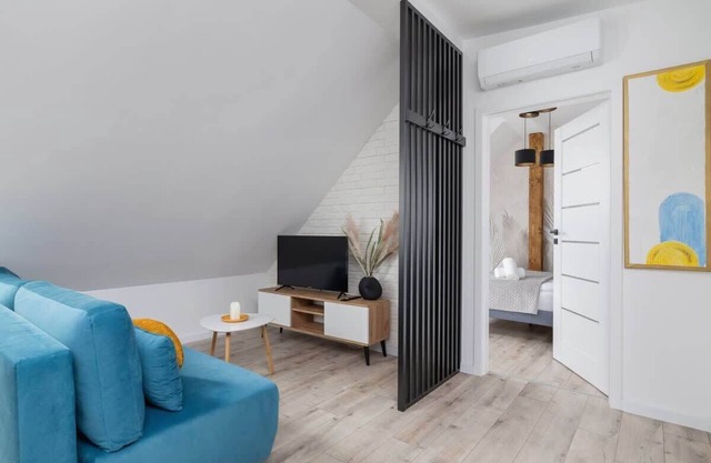 Kosciuszki 31B | Functional Apartment | Desk