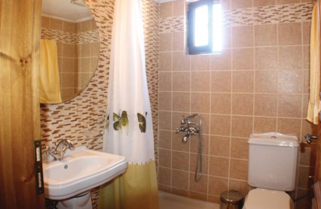 Kourounis House - 150 m² cottage in West Man, Greece
