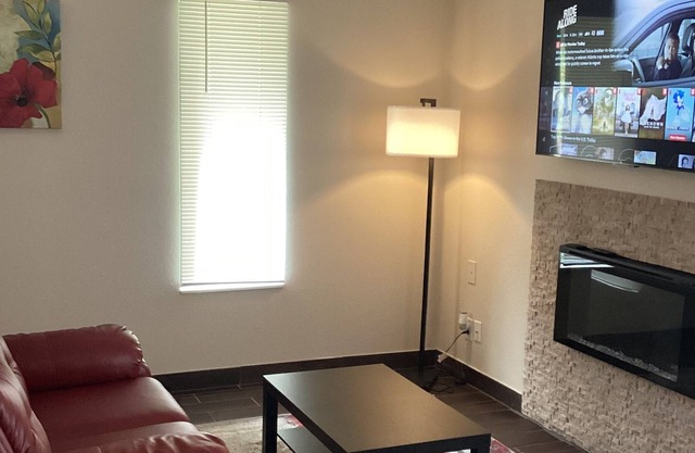 Kozii Modern Style, Luxury spacious loft equipped with several amenities