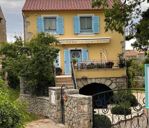 Krk Houses