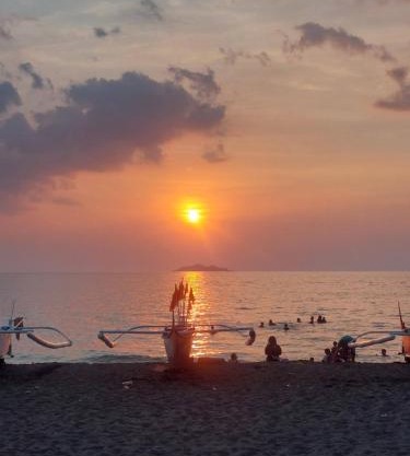 Kua's Pad Batangas Private Room