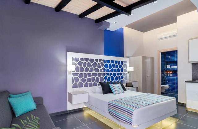 Kyma Seaside Retreat-bespoke Luxury Home