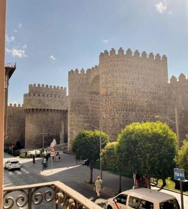 La Albardería Suite VUT 2 habitaciones a los pies de la Muralla