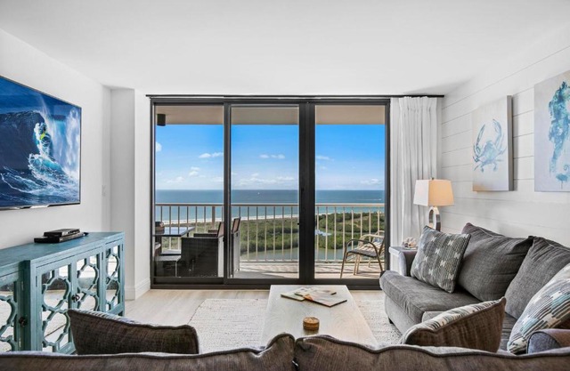 La Bella Vita on Marco - 1802 South Seas Tower 3