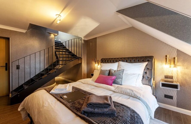 La Belle 10 Boutique Hotel