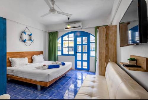 La Casa Residencies