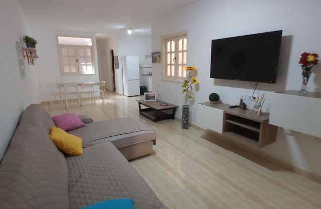 LA CASITA VECINDARIO