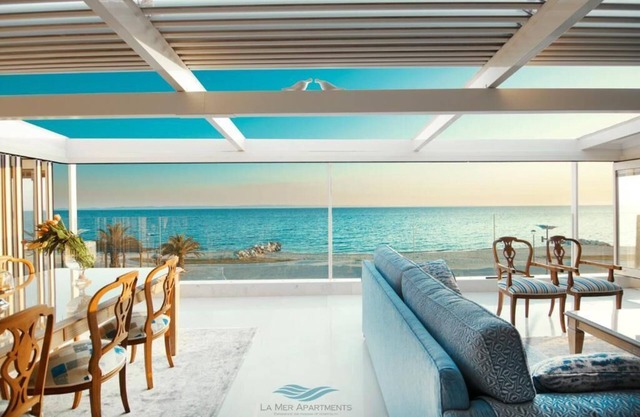 La Mer Apartments