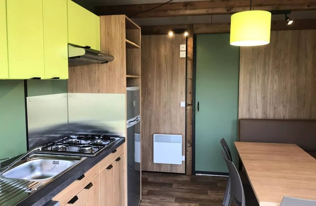 La Peyrugue Campsite * - Chalet Ottawa 4 rooms 6 people + air conditioning
