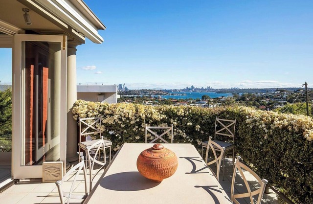 La Vie en Rose Grand Living on Sydney Harbour