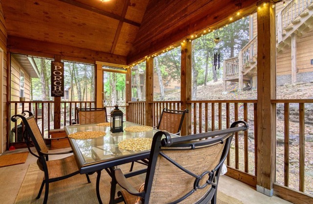 Labor Day Open, Free SdcTickets! Cozy Cabin, Gated Stone Bridge Resorts with Ideal Location!