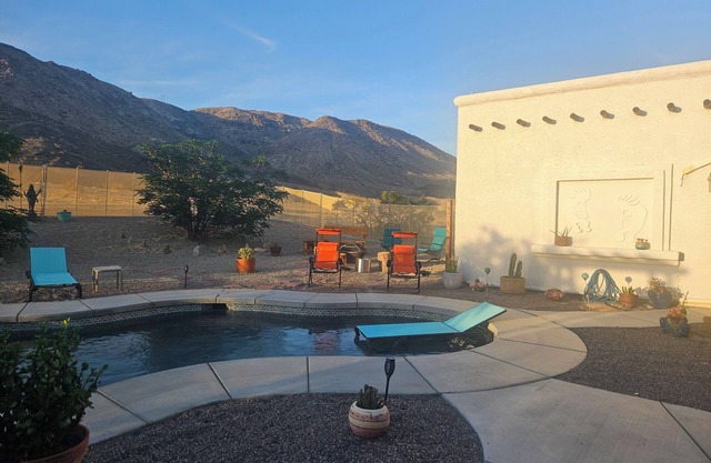 Labyrinth House with backyard oasis, pool, hot tub, bar, fire pit , grill