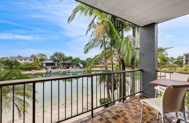 LACOSTA4- LA COSTA VISTA, MOOLOOLABA CANAL