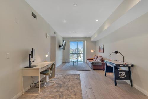 Ladera Condos - 3 Bed Condo With Rooftop Grill & Air Hockey!