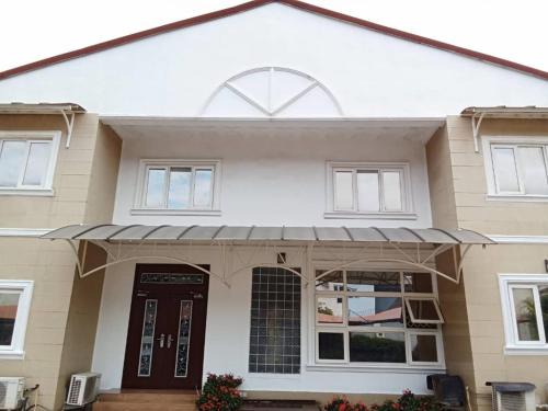 Lake 47 Suites Ltd