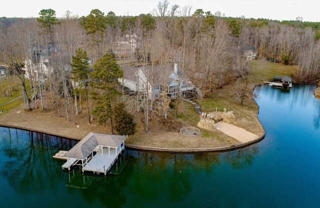Lake Anna Waterfront Oasis with a firepit and boat dock
