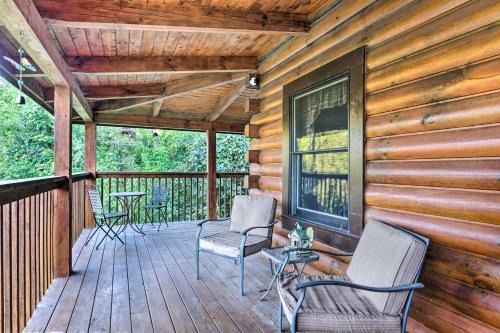 Lake Douglas Cabin with Community Boat Launch!
