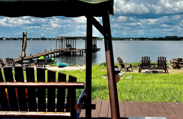 Lake Front Sebring Villa , Relax- Quiet with Breathtaking views!