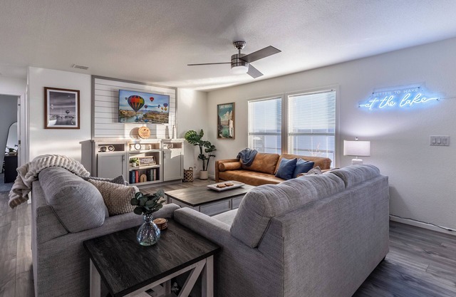 Lake Havasu 3BR Home w/Boat Parking, Lake Views + Snowbird Long-Term Welcome