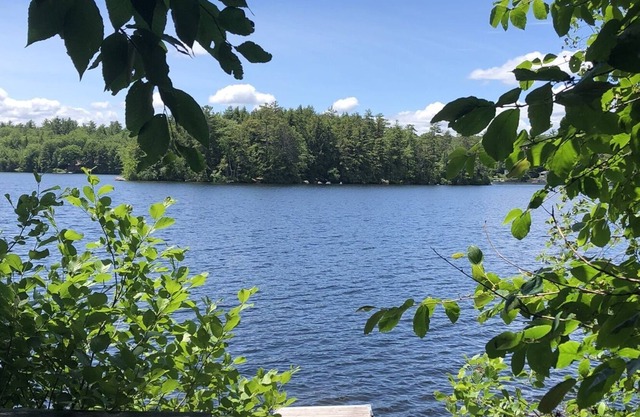 Lake House/Chalet; Lake Winnipesaukee water access and dock