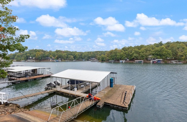 Lake Life: Amazing Weekday Specials! Dock, Swim Mat, Cove Water