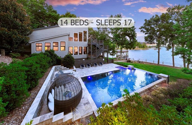 Lake Norman Getaway w/Heated Pool, Game Room & Optional Boat Rental
