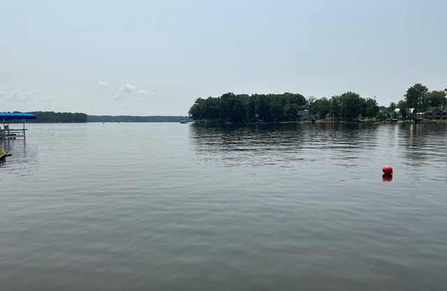 Lake Oconee Family Retreat with Pool – Perfect for Holidays & Gatherings!