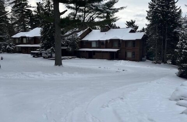 Lake Placid, NY, Mirror Lake Attached Lodges