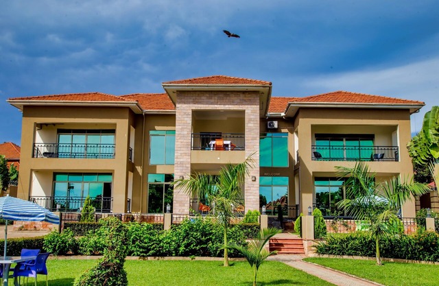 Lake Point Villa