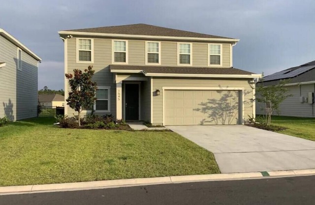Lake View, Spacious 4 Bedroom Home on Quiet Street