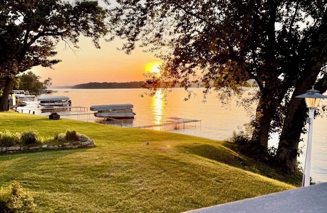 Lake WI Rental: Private Pier: Sunsets