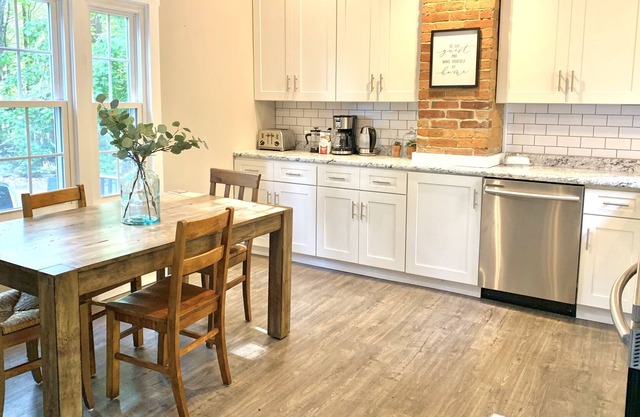 Lake Winni Lodge Retreat