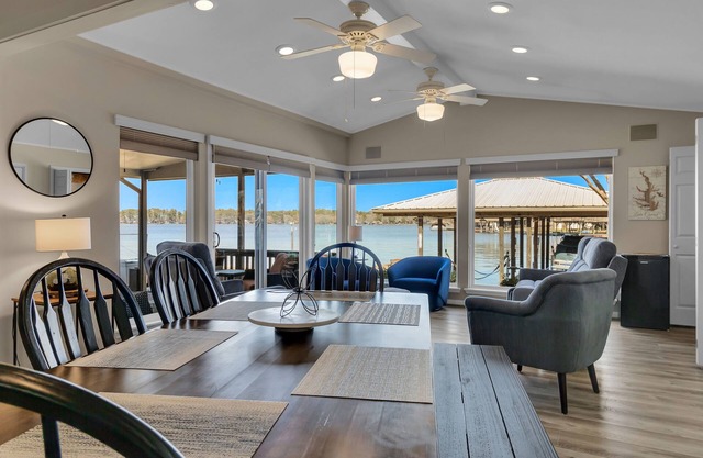 Lakefront Bliss: Your Serene Escape on Lake Conroe!