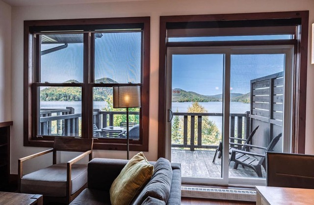 Lakefront Mountain View - Resort Loft