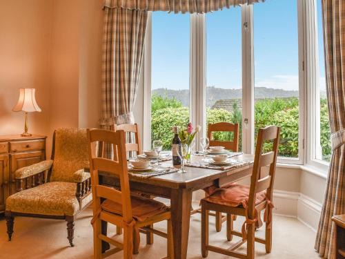Lakeland Villa