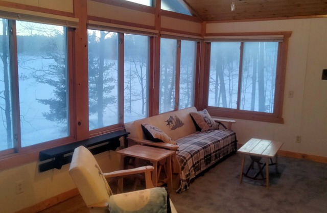 Lakeside cabin! Great fishing, on the ATV trail