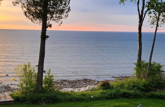 Lakeview Lodge - Lake Michigan