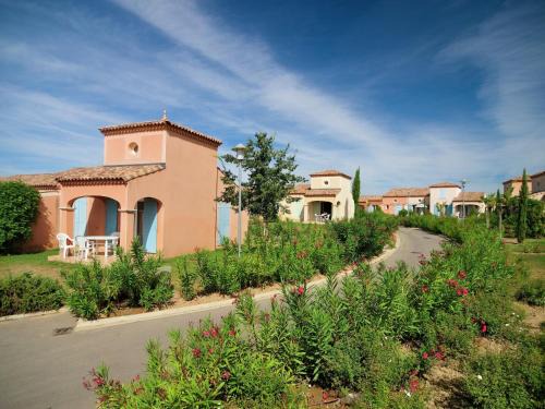 Lakeview Villa with Garden