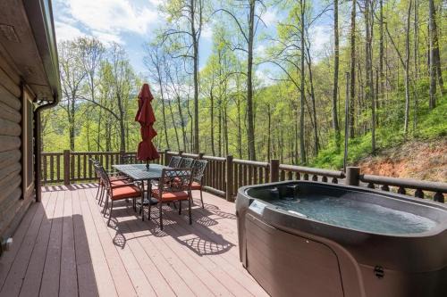 Lakey Gap Lodge by Carolina Mornings