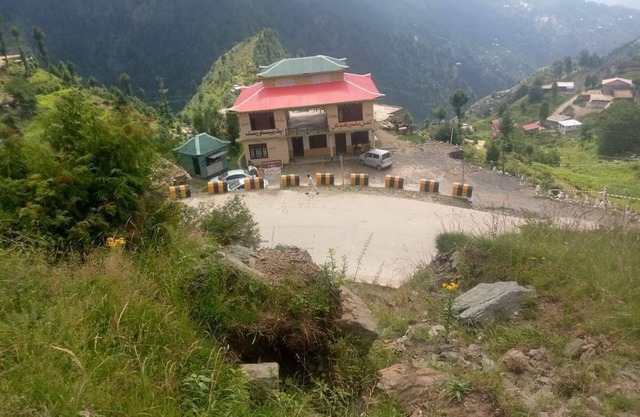 Lal Tower Hotel