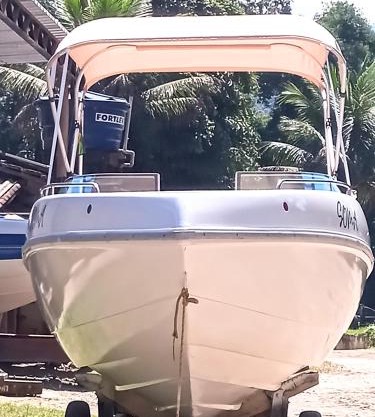 Lancha soma paraty