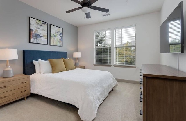 Landing at Cadence Cool Springs - 1 Bedroom in Downtown Franklin