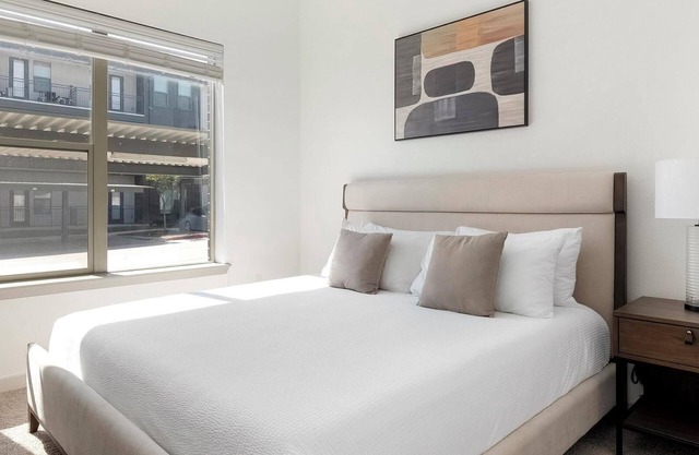 Landing at Cedar Lakes - 1 Bedroom in Dallas