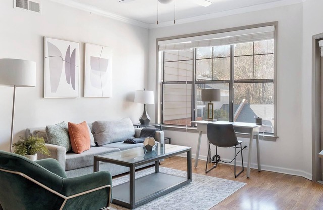 Landing at Monroe Place - 2 Bedrooms in Lenox Park