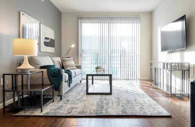 Landing at Preston at Hillwood - 2 Bedrooms in .